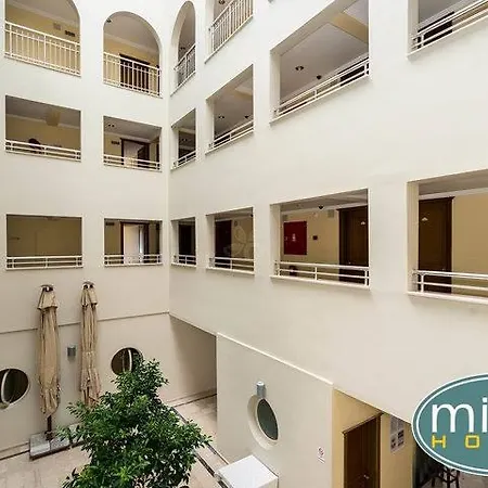 Hotel Miray 3*