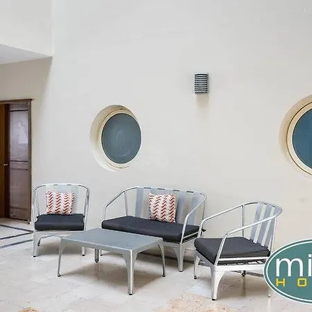 호텔 Miray 말마리스